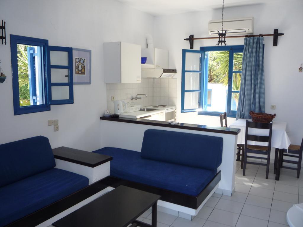 Sirius Apartments Hersónissos Chambre photo