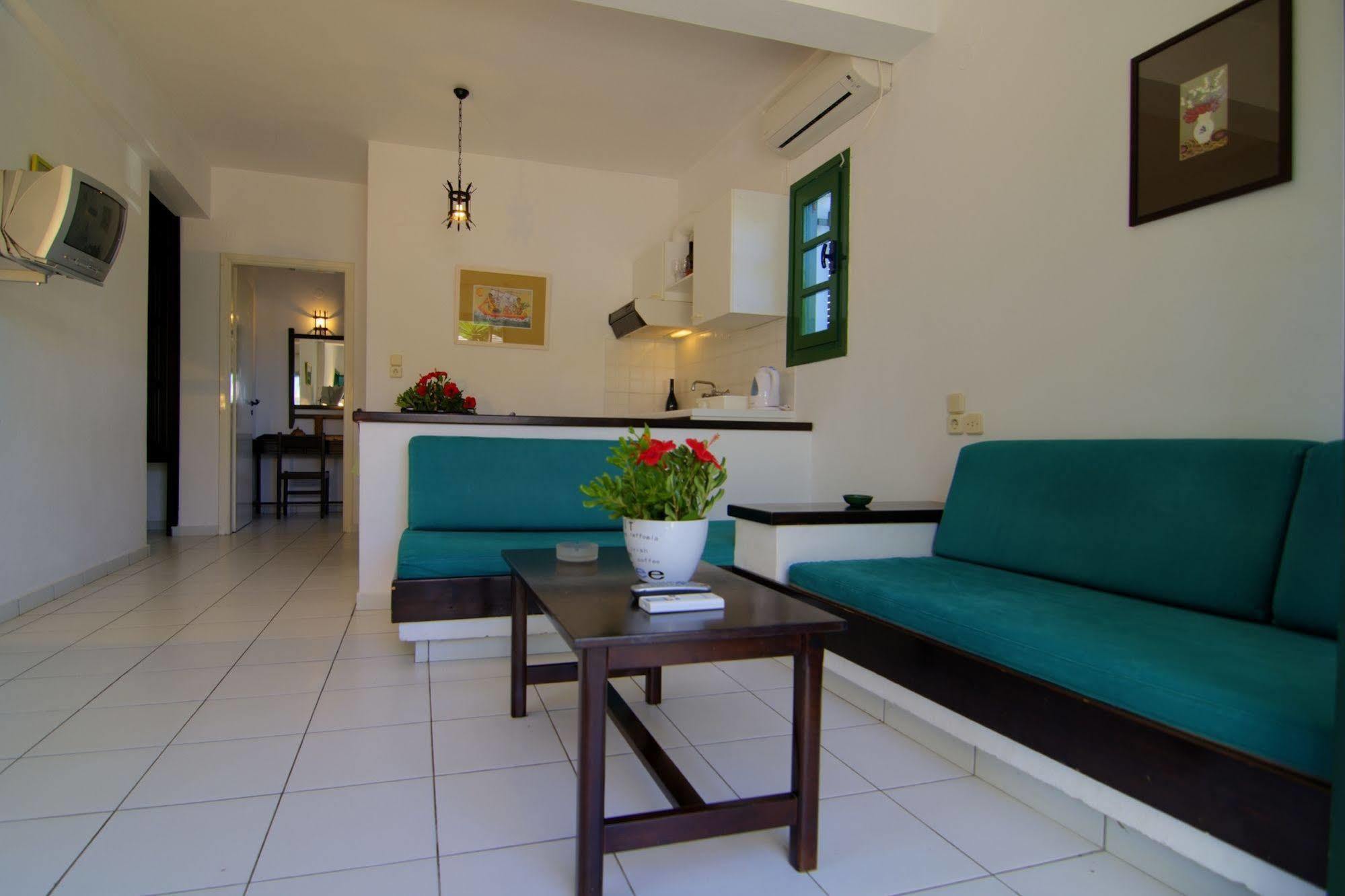 Sirius Apartments Hersónissos Extérieur photo