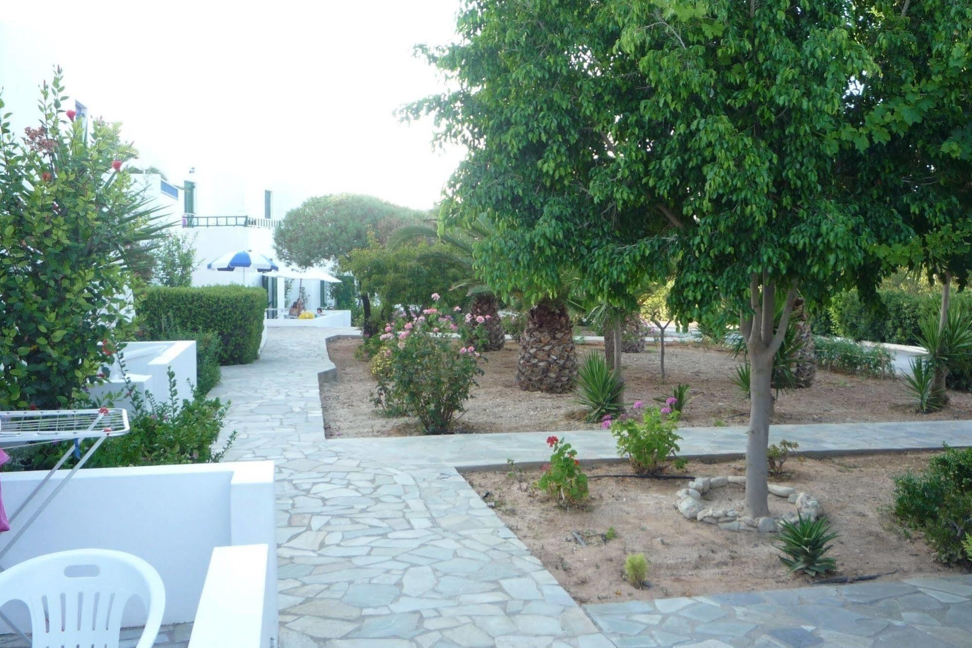 Sirius Apartments Hersónissos Extérieur photo