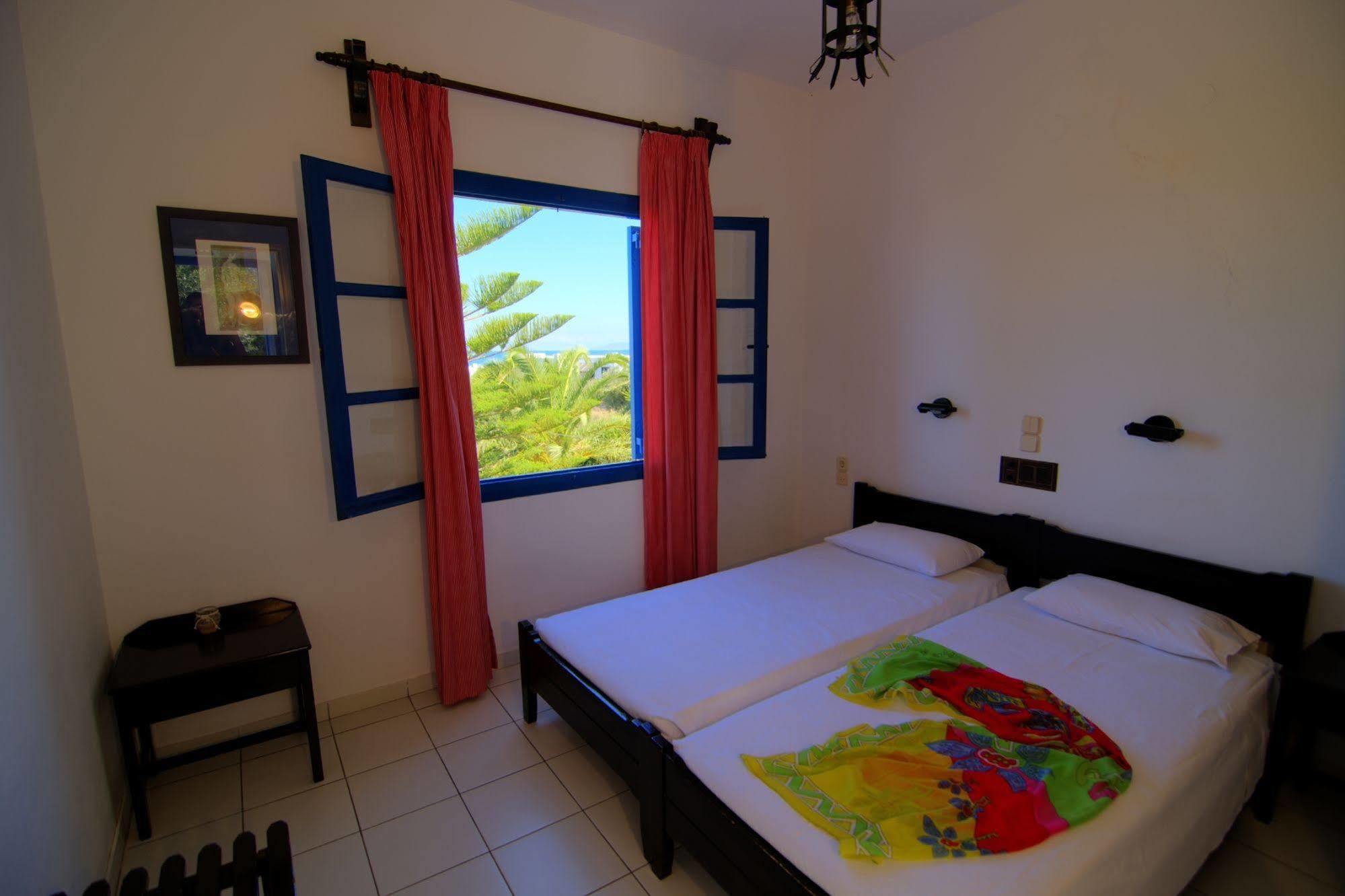 Sirius Apartments Hersónissos Extérieur photo